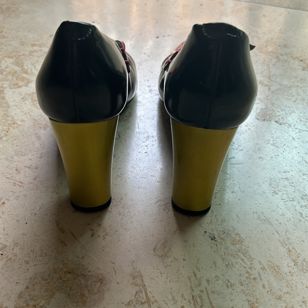 Marc Jacobs Heels - Picture 3 of 6